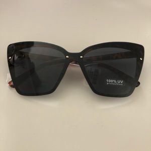 Black Cheetah / Leopard Animal Print Sunglasses